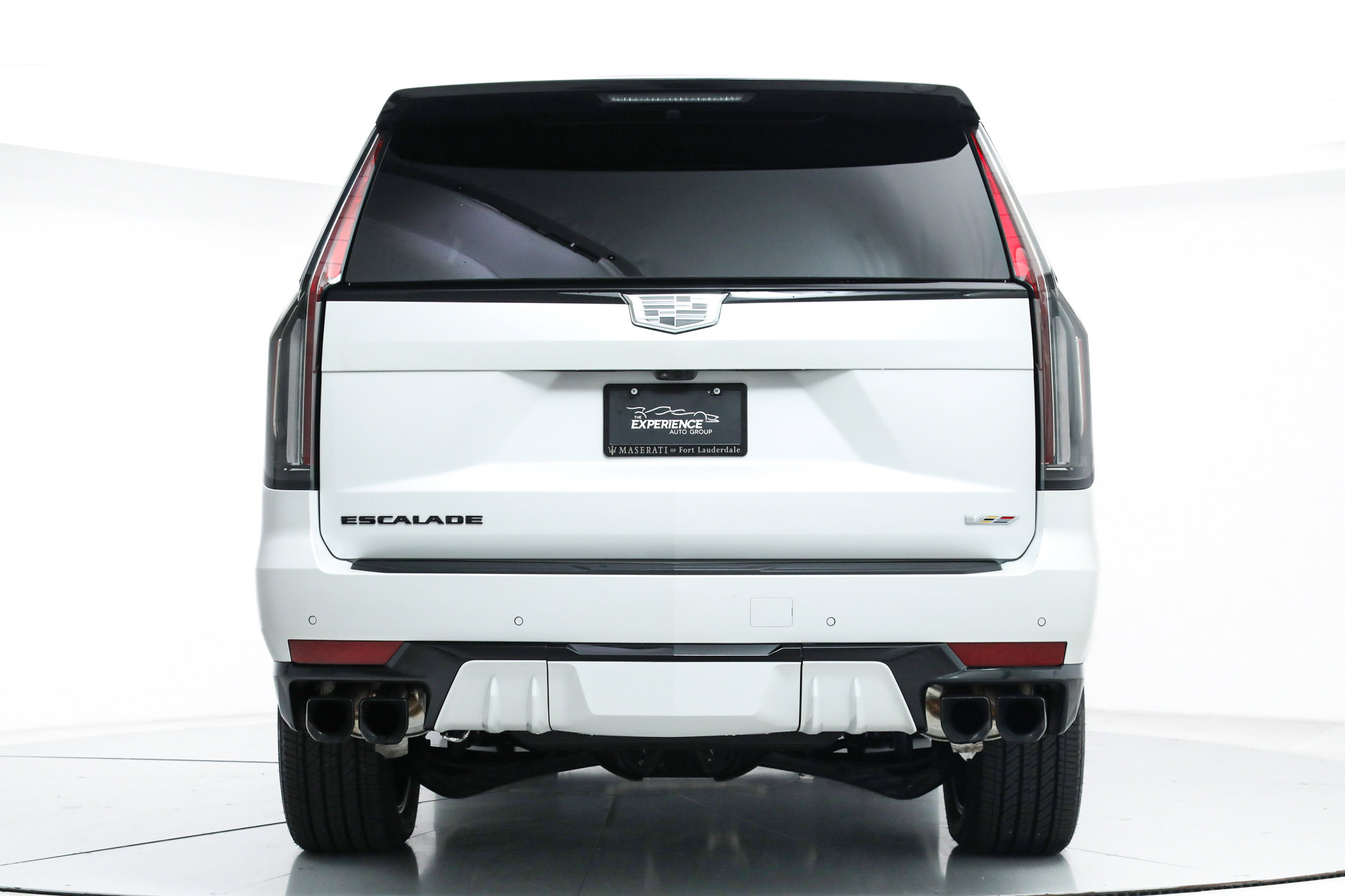 2024 Cadillac Escalade ESV V-Series photo 4