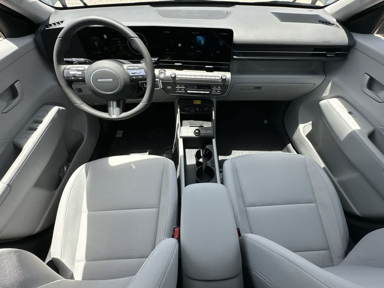 2025 Hyundai Kona SEL photo 22