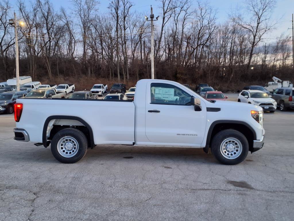 2025 Gmc Sierra 1500 Pro photo 2