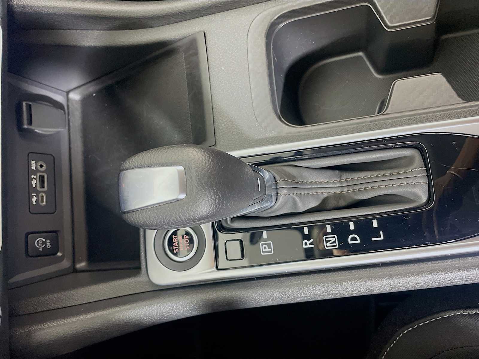 2024 Nissan Sentra SV photo 14
