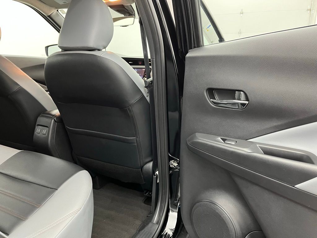 2023 Nissan Kicks SR photo 21