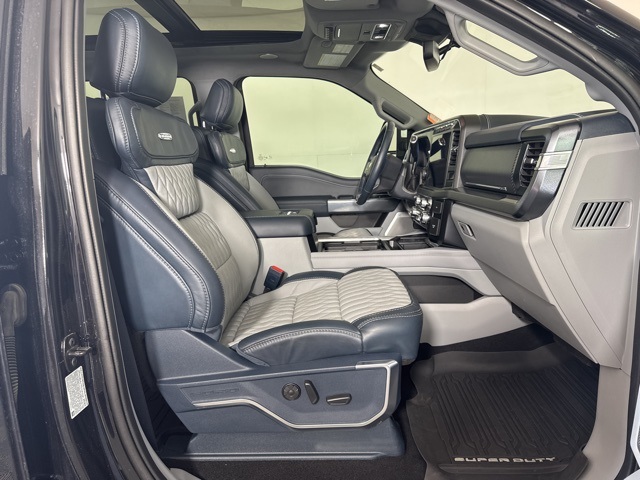 2024 Ford F-450 Limited photo 4