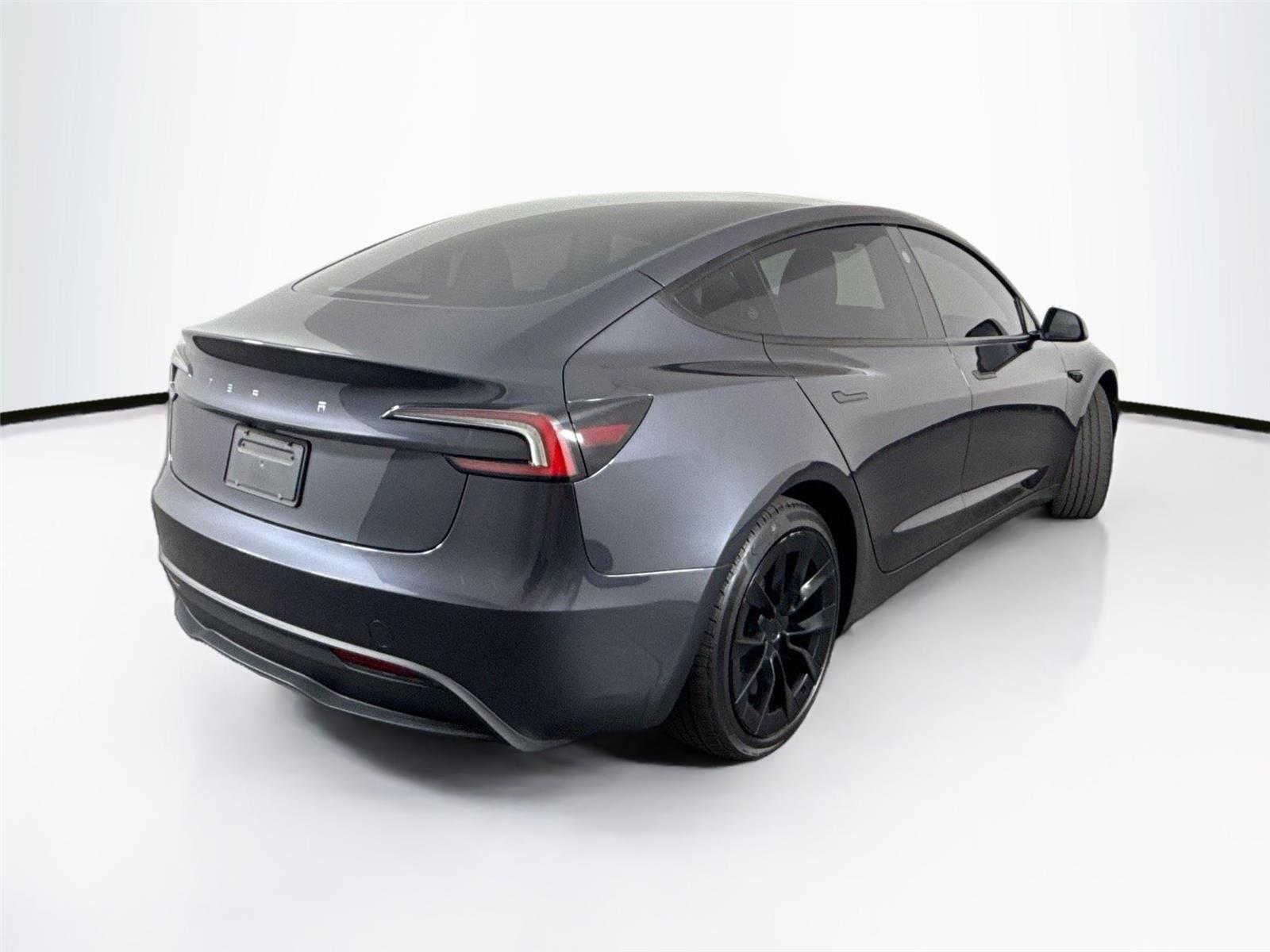 2024 Tesla Model 3 Standard Range photo 6