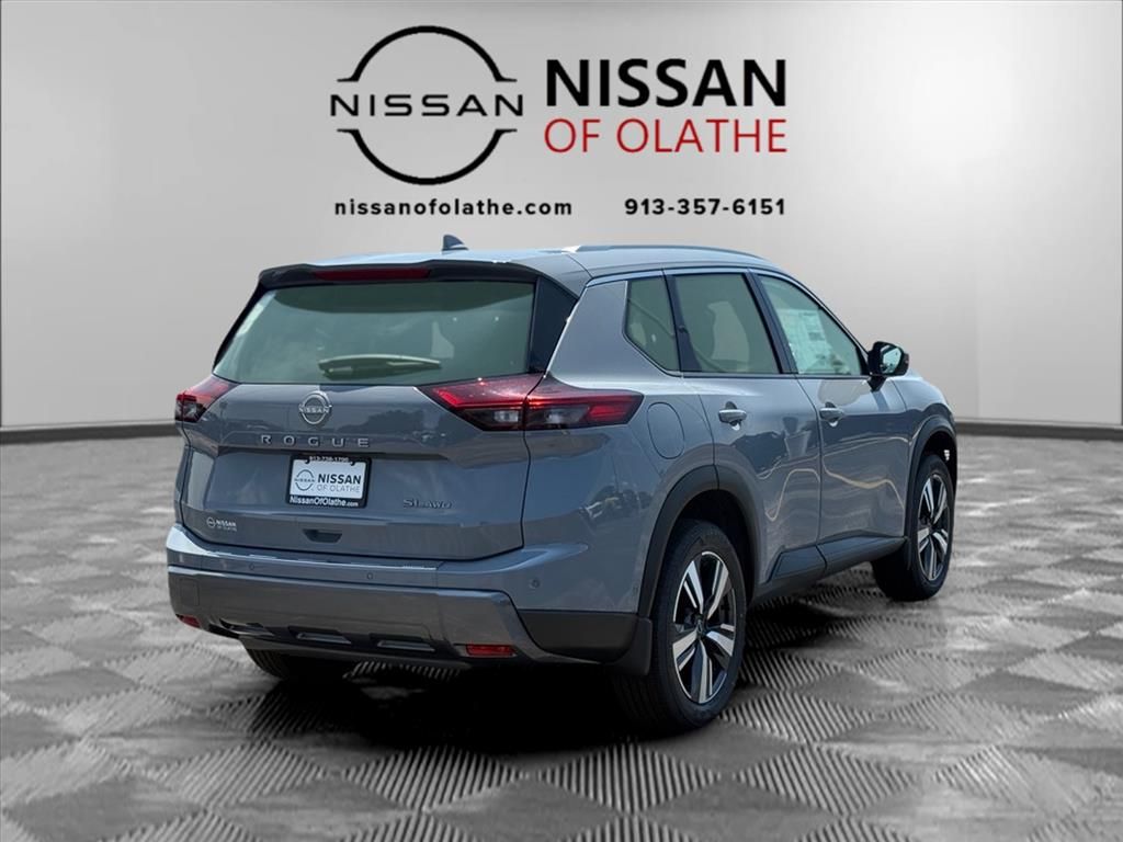 2025 Nissan Rogue SL photo 21