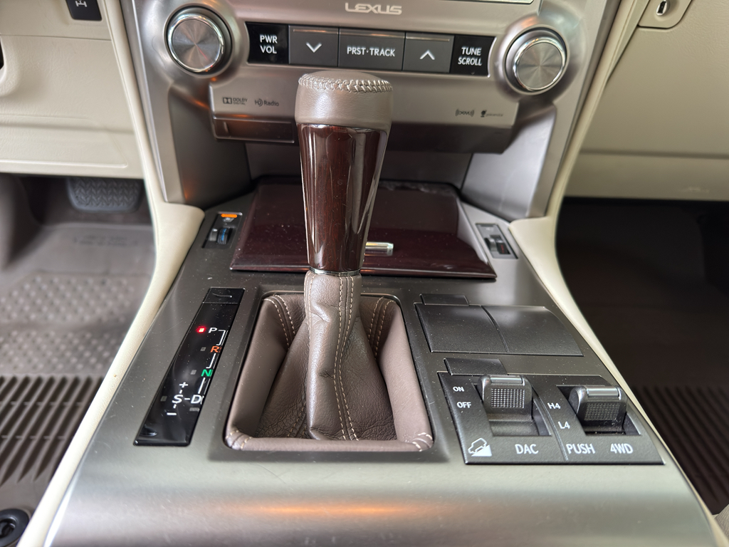 2019 Lexus GX 460 Premium photo 20