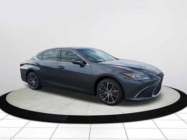 2025 Lexus ES 350's photo