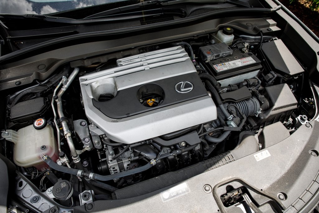 2019 Lexus UX 200 photo 39
