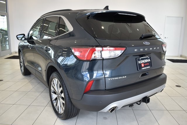2022 Ford Escape Titanium photo 6