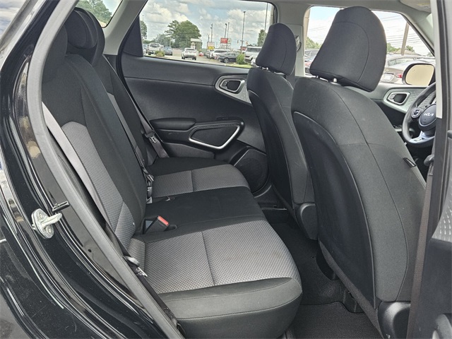 2022 Kia Soul LX photo 12