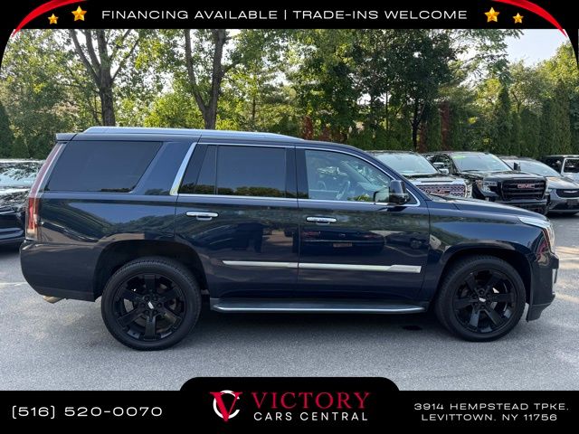 2020 Cadillac Escalade Luxury photo 4