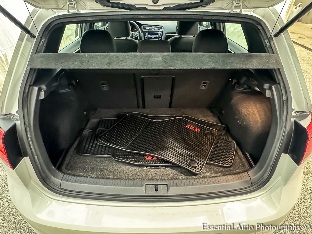 2016 VOLKSWAGEN GOLF GTI - Image 21