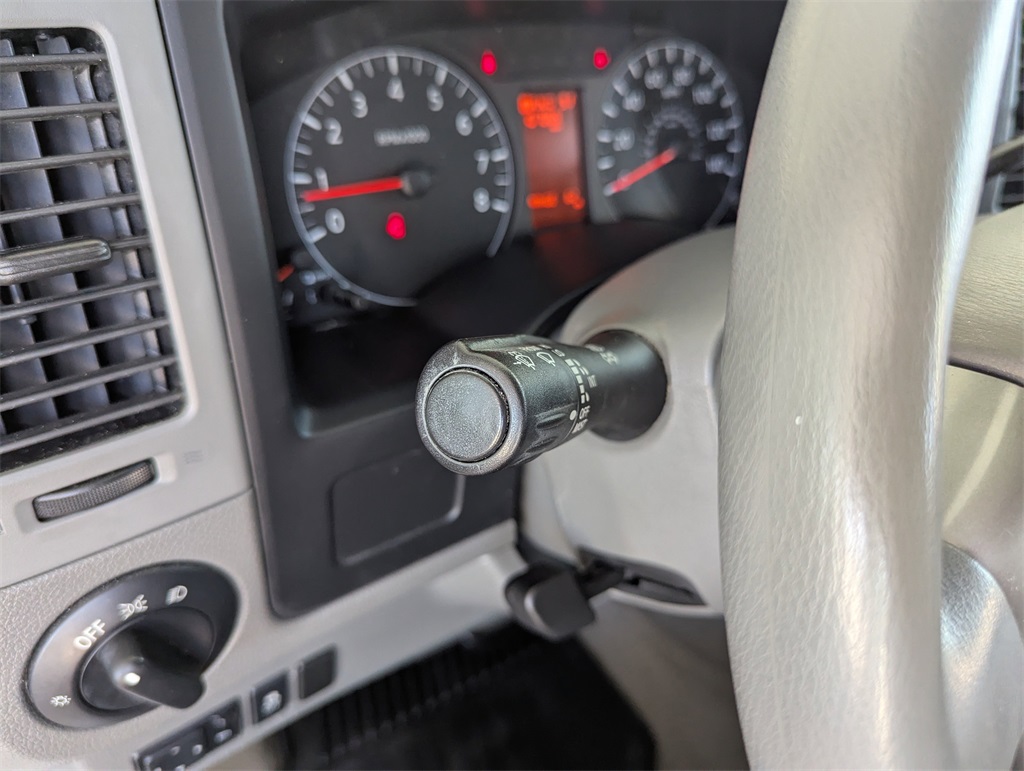 2019 Nissan NV3500 photo 16