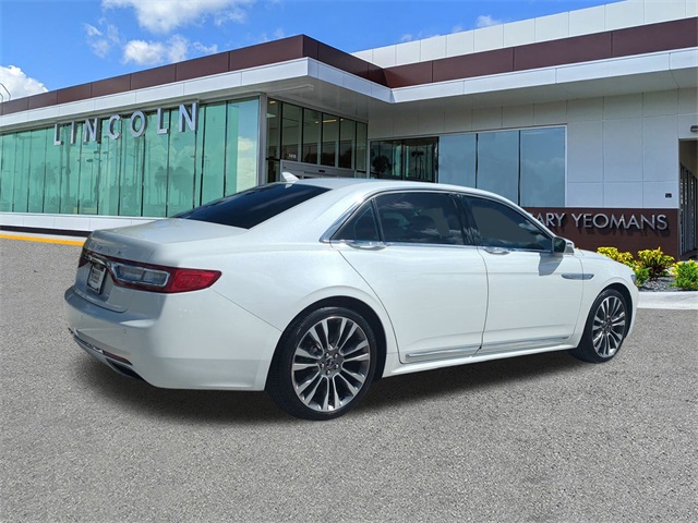 2020 Lincoln Continental Standard photo 3