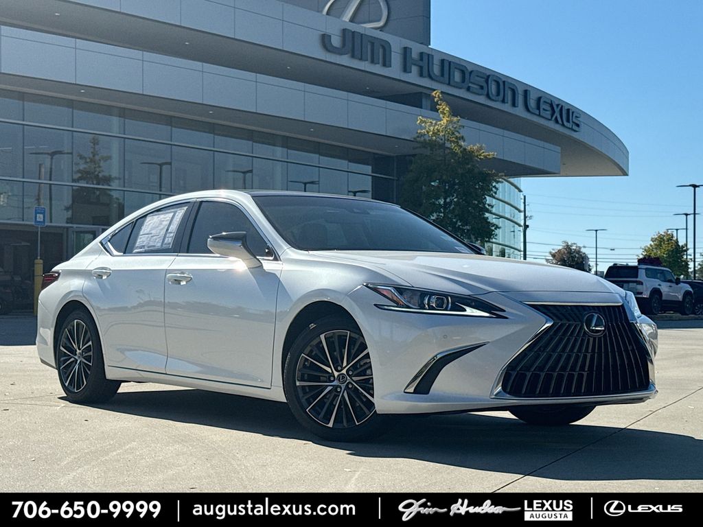 2025 Lexus ES 350's photo