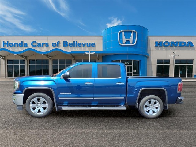 2017 Gmc Sierra 1500 SLT photo 2