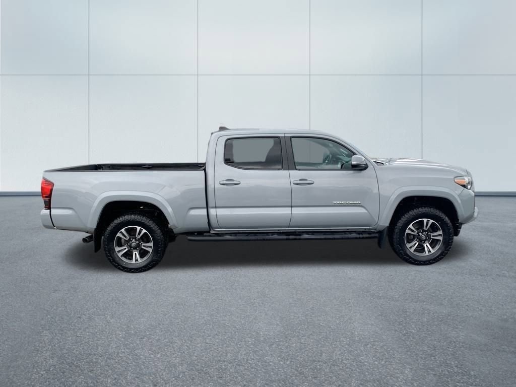 2019 Toyota Tacoma TRD Sport 4x4 Double Cab photo 2
