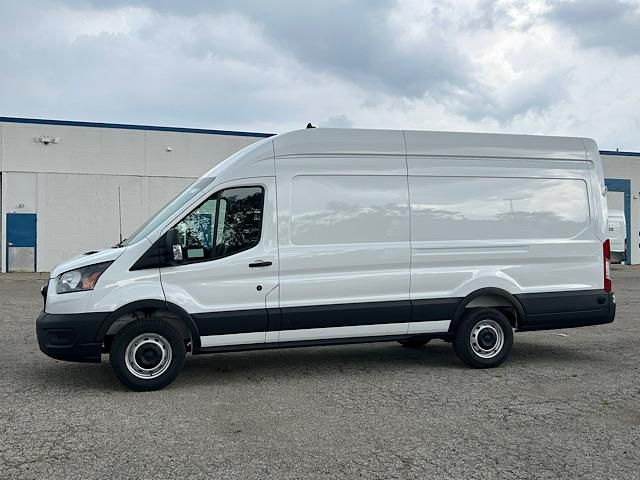 2025 Ford Transit photo 3