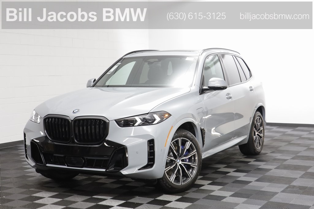 2026 BMW X5 50e's photo