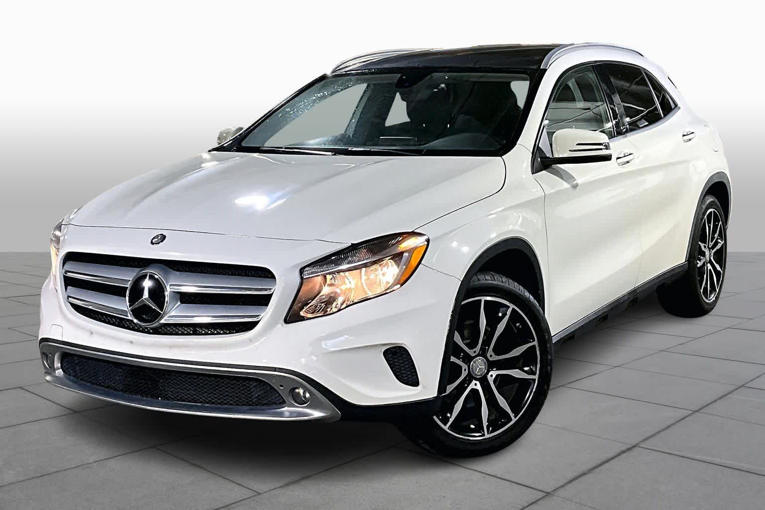 2015 Mercedes-Benz GLA-Class GLA250's photo