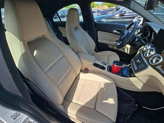 2018 Mercedes Benz CLA 250 photo 5