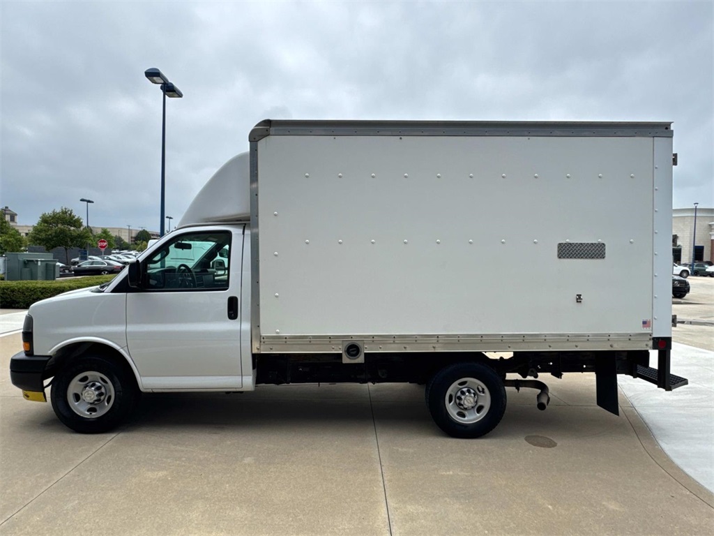 2019 Chevrolet Express 3500 Work Van photo 9