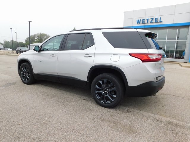 2021 Chevrolet Traverse RS photo 2
