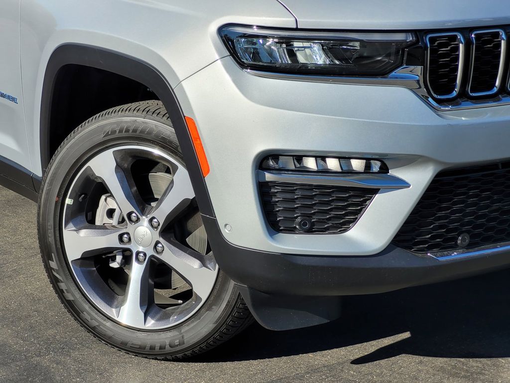 2023 Jeep Grand Cherokee 4xe Base photo 2