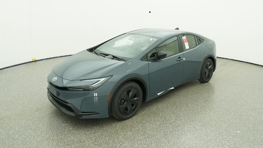 2026 Toyota Prius LE's photo