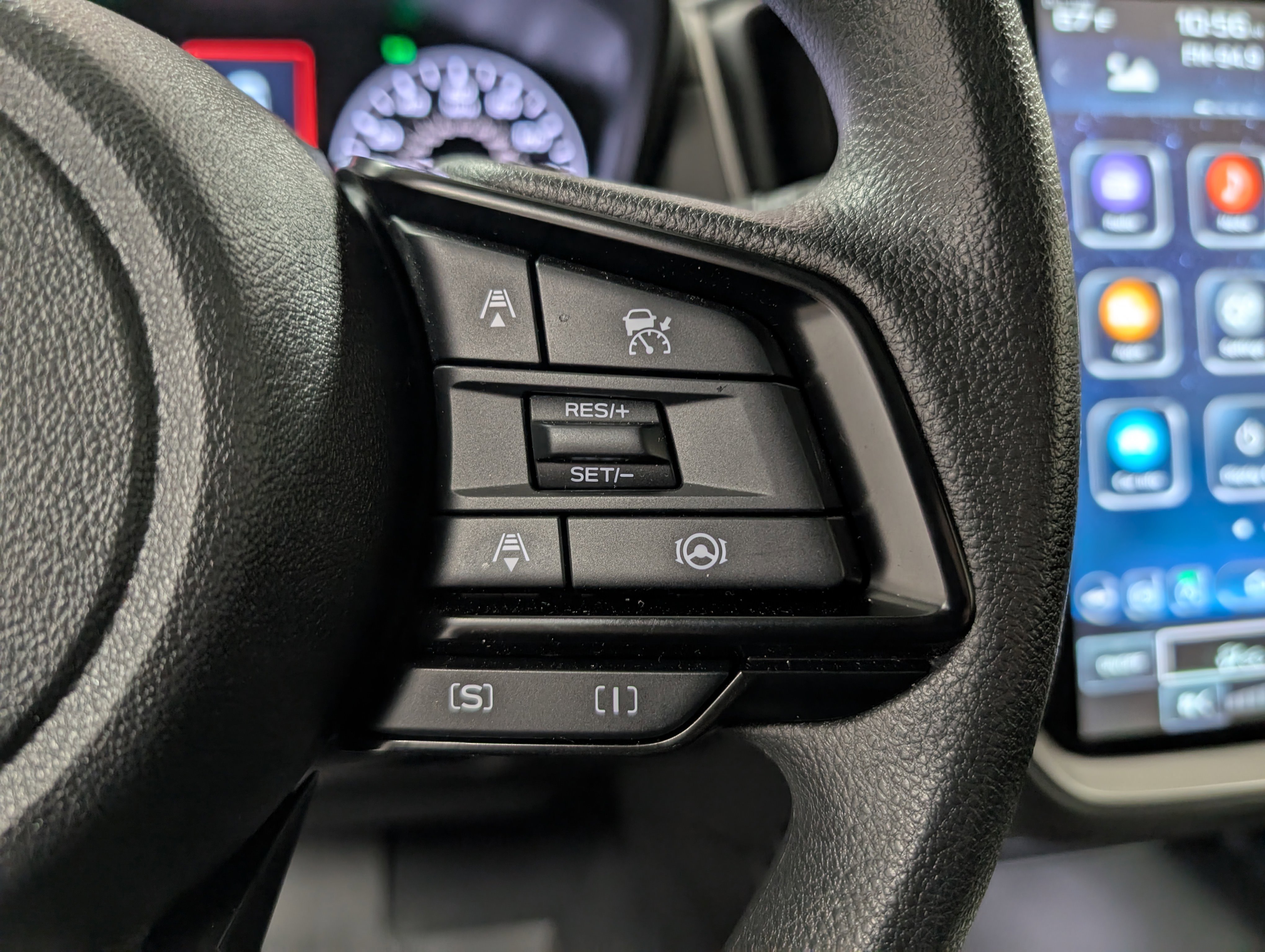2025 Subaru Crosstrek Premium photo 9
