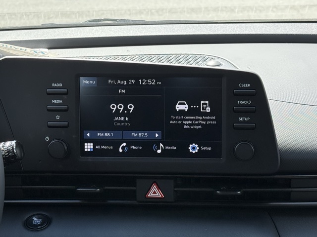 2025 Hyundai Elantra SEL Sport photo 22