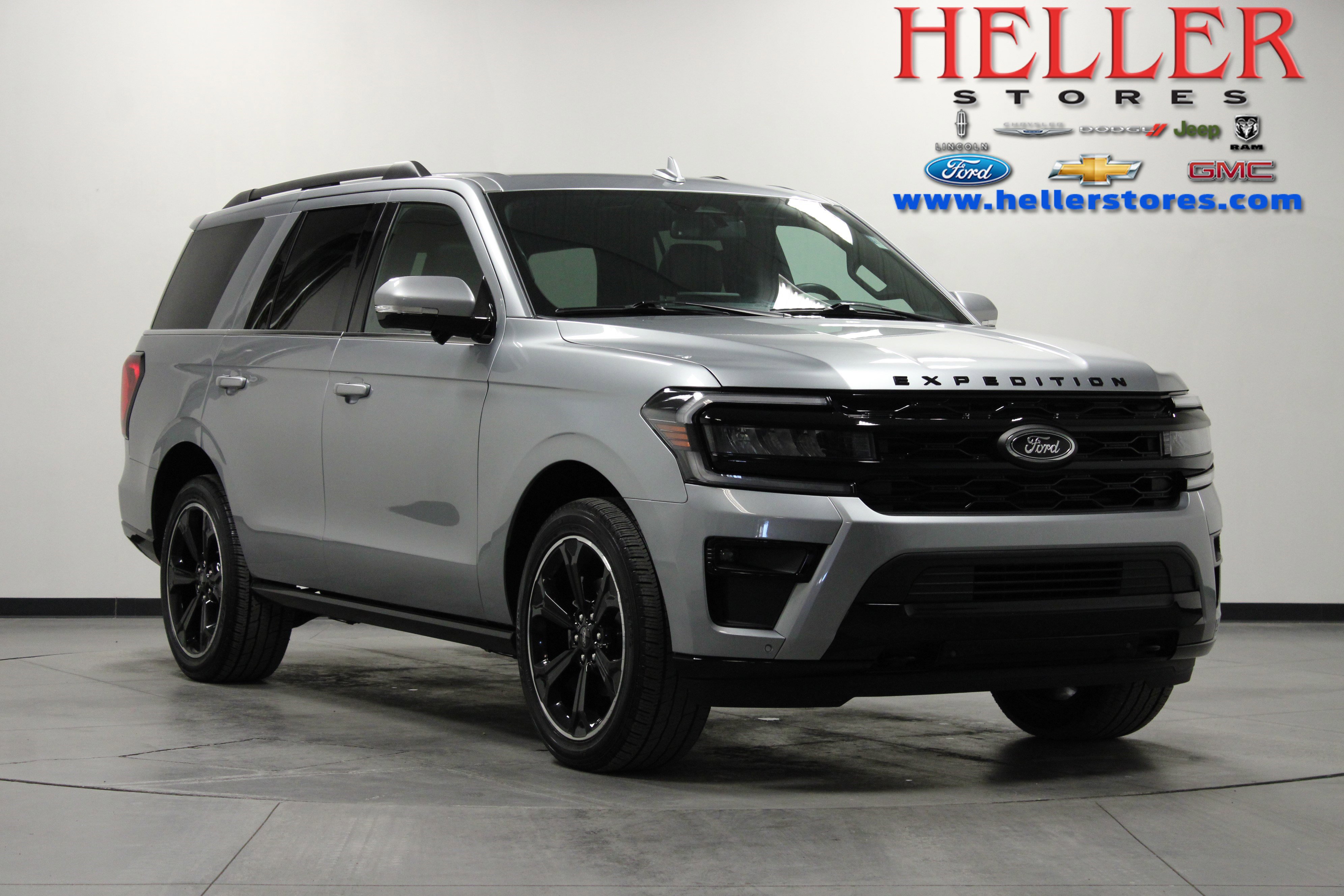 2024 Ford Expedition Limited's photo