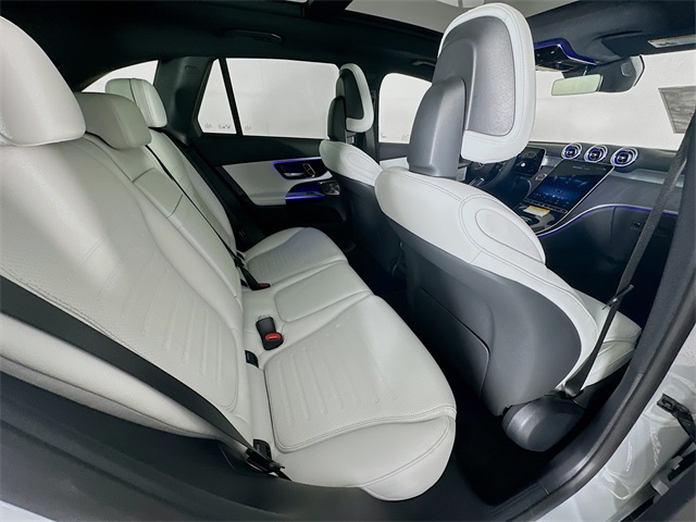 2026 Mercedes Benz GLC 300 photo 24