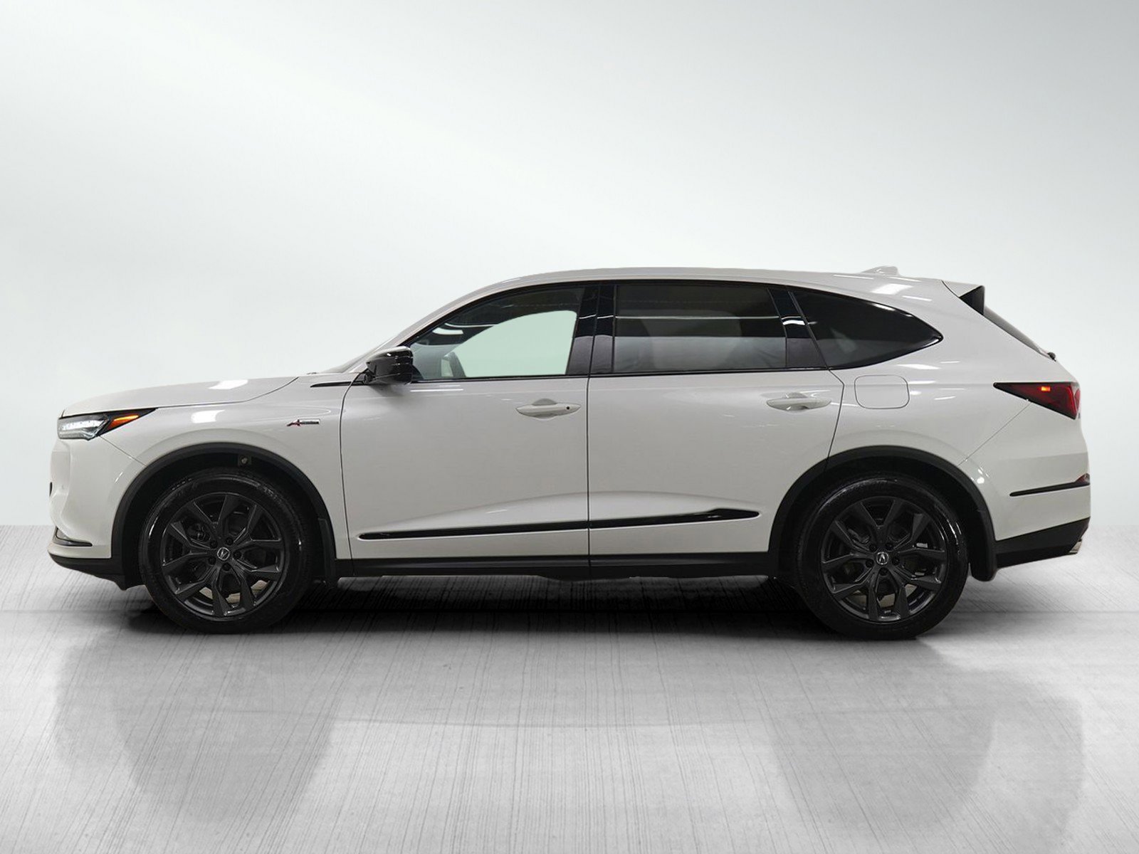 Used 2022 Acura MDX A-SPEC with VIN 5J8YE1H05NL803957 for sale in Burnsville, Minnesota