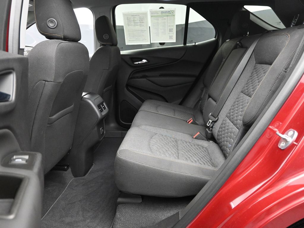 2020 Chevrolet Equinox LT photo 5
