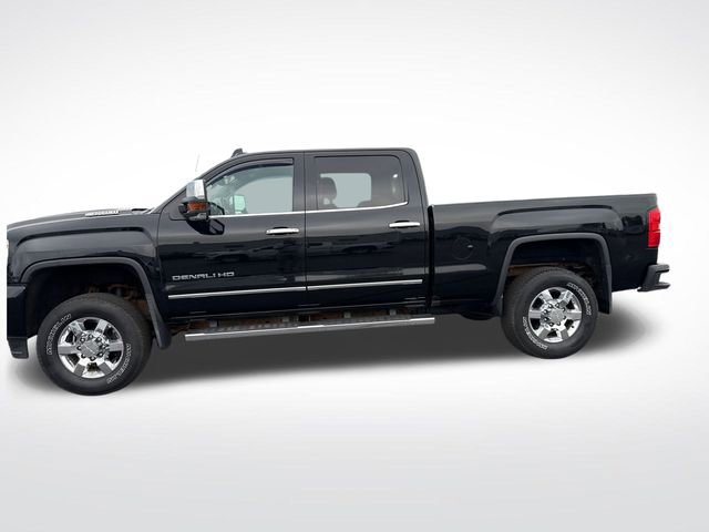 2019 Gmc Sierra 3500 HD Denali photo 2