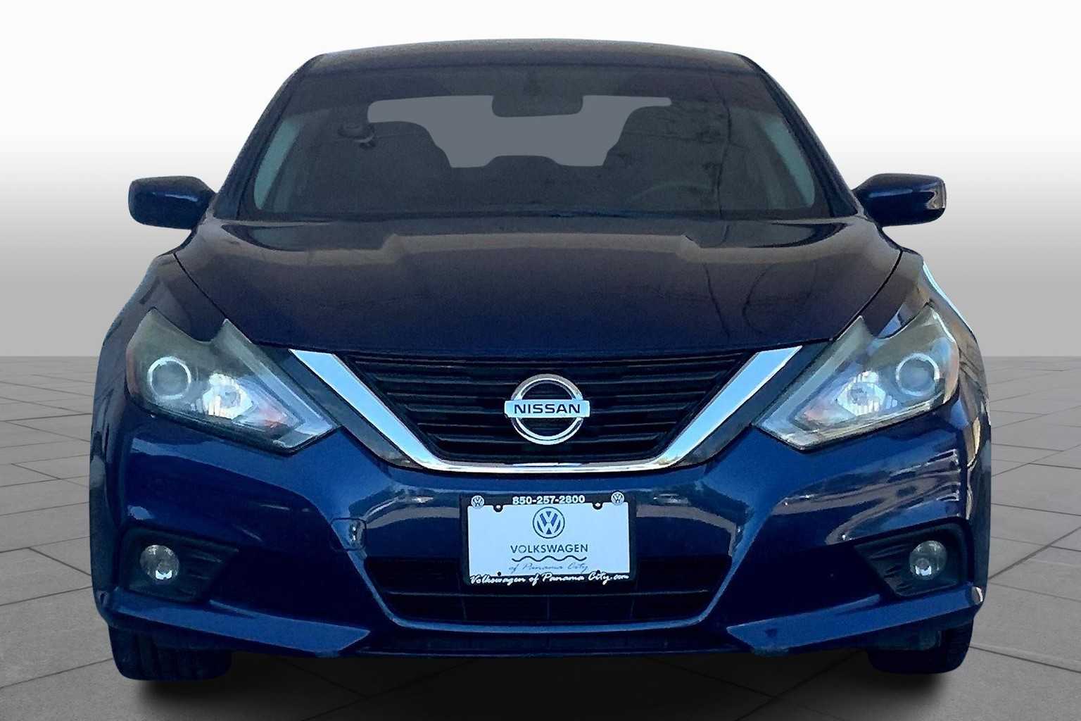 2018 Nissan Altima 2.5 SR photo 3