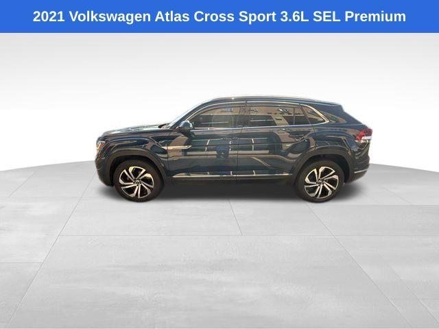2021 Volkswagen Atlas Cross Sport V6 SEL Premium photo 10
