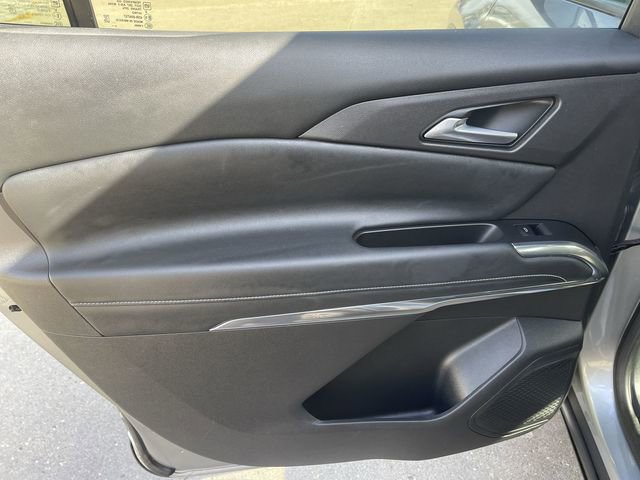 2025 Chevrolet Traverse photo 4