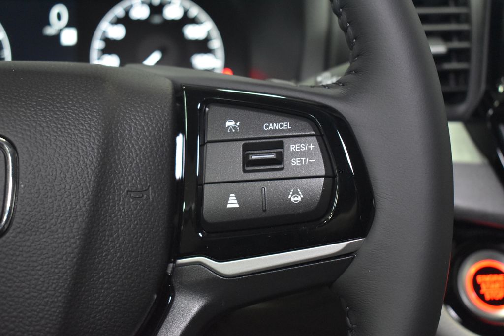 2026 Honda Odyssey Touring photo 17