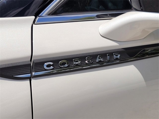 2025 Lincoln Corsair Premiere photo 7