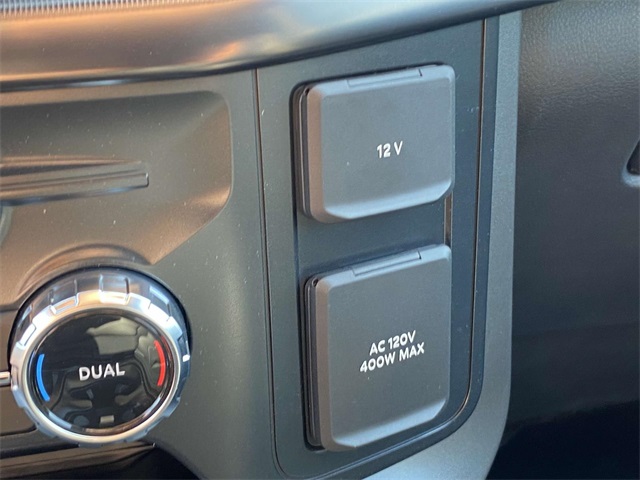 2025 Ford F-150 Lariat photo 19