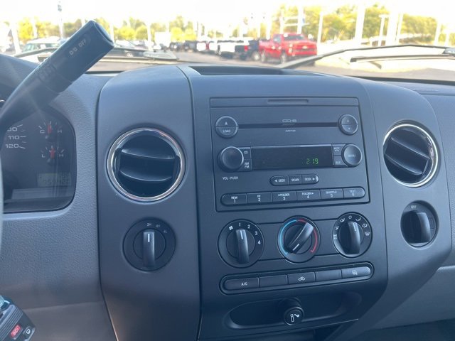 2006 Ford F-150 XLT photo 4