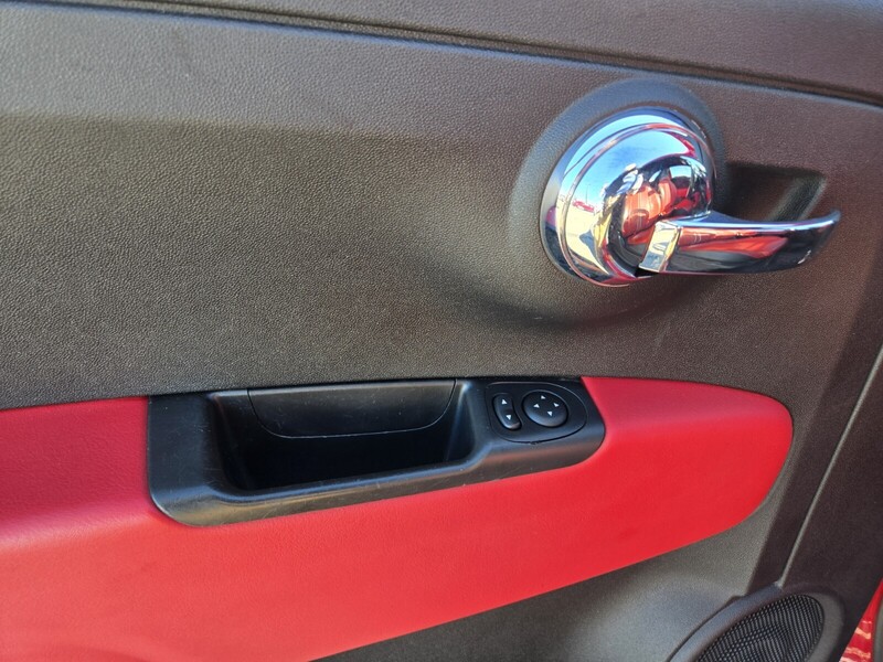 2013 Fiat 500 Abarth photo 15