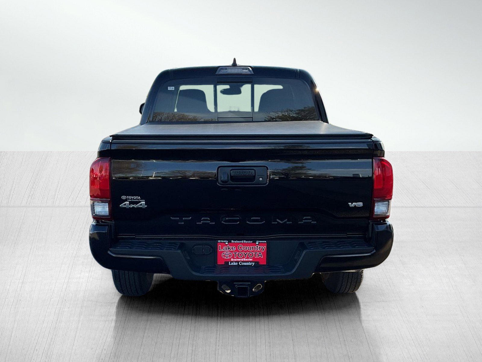 2023 Toyota Tacoma SR5 photo 4