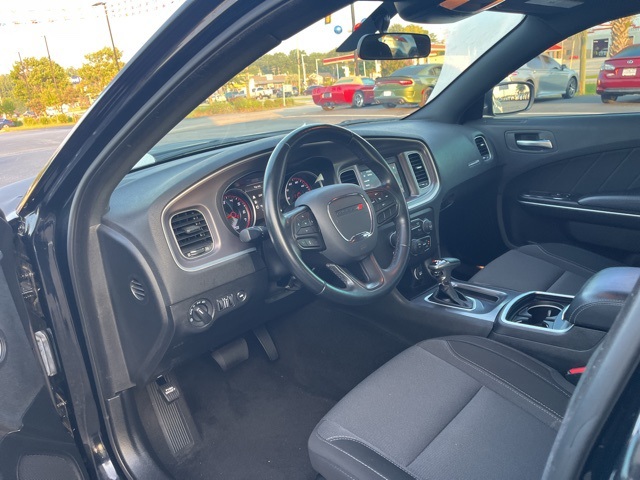 2021 Dodge Charger SXT photo 6