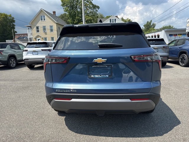 2026 Chevrolet Equinox LT photo 4