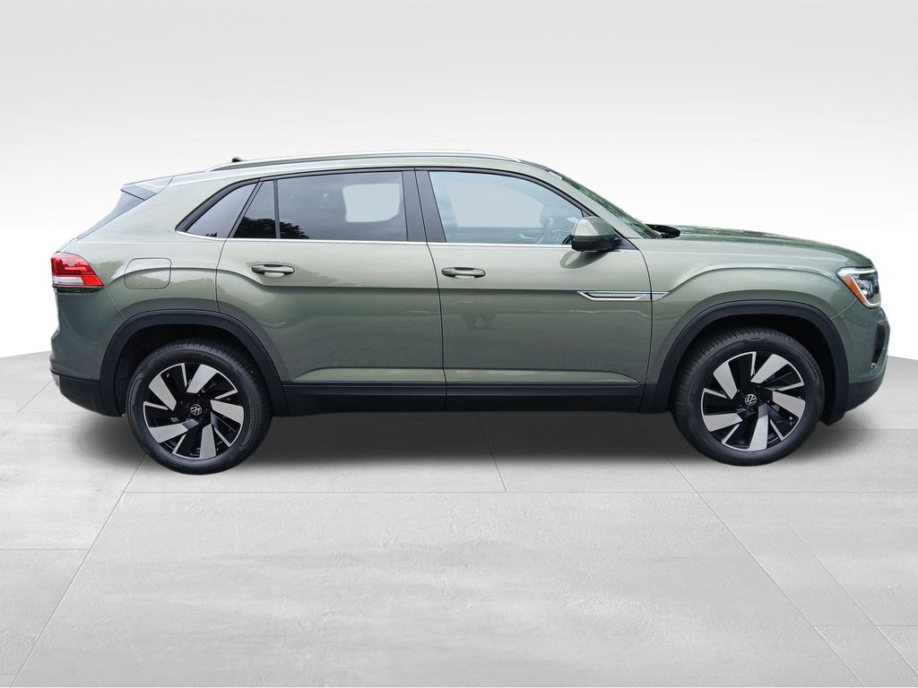 2026 Volkswagen Atlas Cross Sport SE Technology photo 4