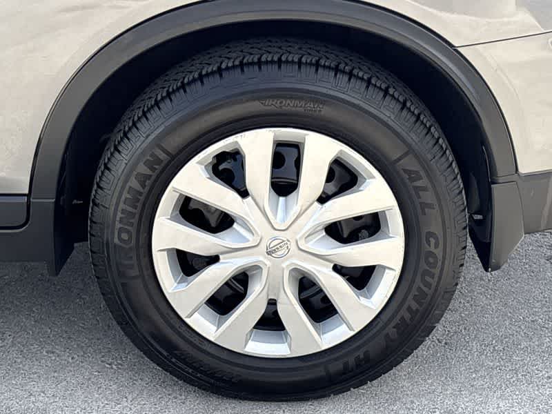 2019 Nissan Rogue S photo 12