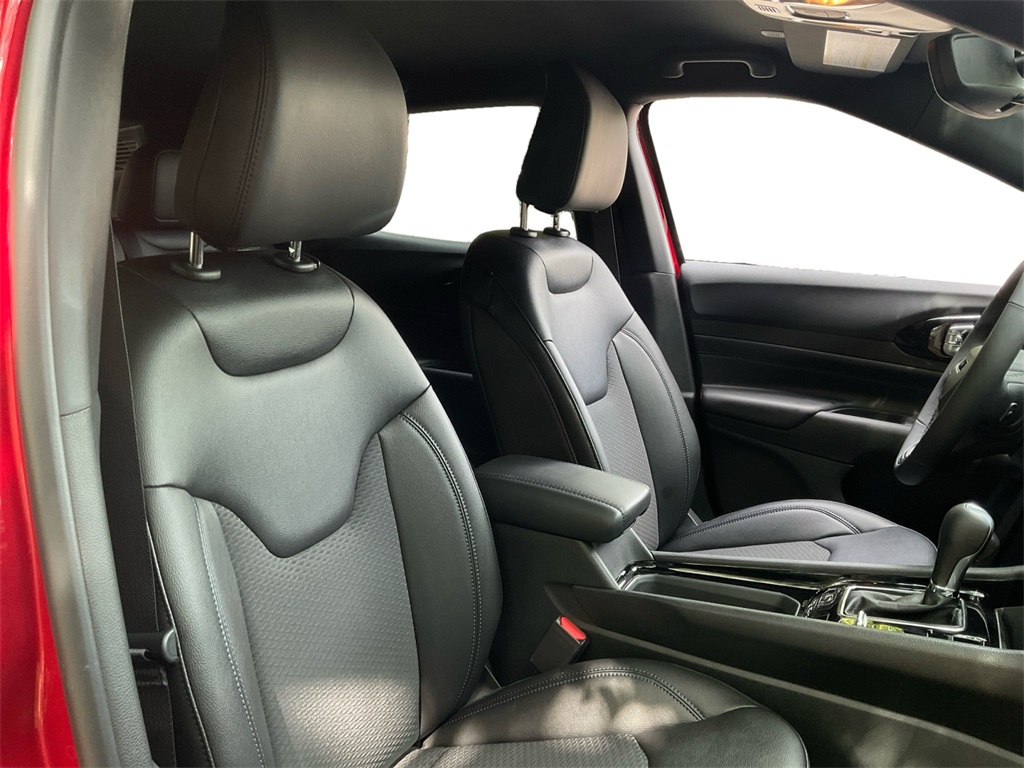 2025 Jeep Compass Latitude photo 24