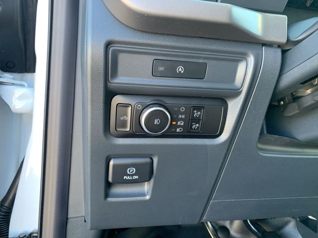 2025 Ford F-150 XL photo 13